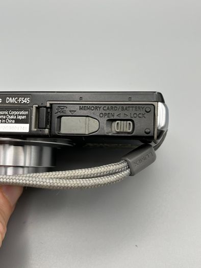 Panasonic DMC-FS45 Lumix 16 Mega Pixels Digital Camera Black UNTESTED SPARES