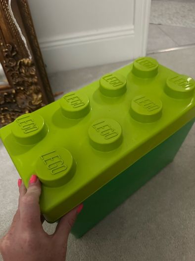 larger Lego storage box / green