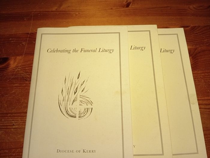 Celebrating the Funeral Liturgy. Diocese of Kerry  x3