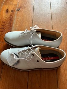 golf shoes