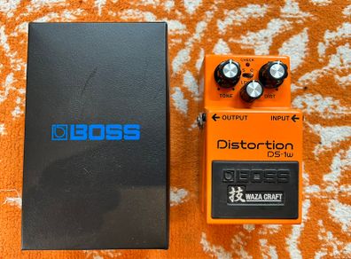 Boss DS-1w Waza Craft distortion pedal