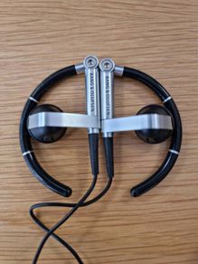 Bang and Olufsen a8 earphones