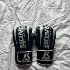 king Boxing Gloves 14oz