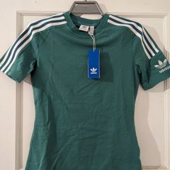 BNWT Adidas Originals Womens T-shirt