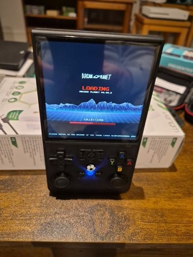 R36 max, handheld console