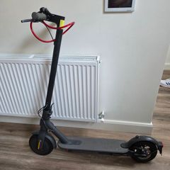 Xiaomi Mi Electric Scooter - Excellent Condition