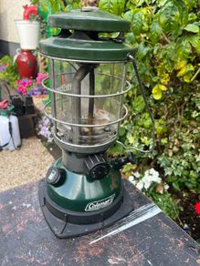 Coleman liquid fuel lantern