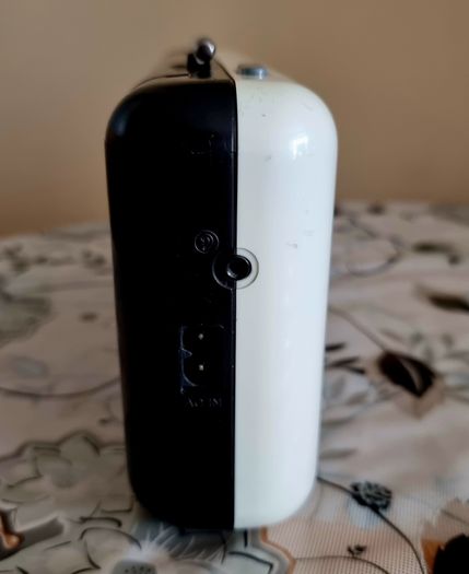 Sony radio ICF-860L, Used, in good working order.