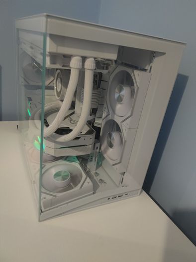 High-End Gaming PC - Ryzen 7 9800X3D - RTX 3080 - 32GB DDR5 - White Build - Like new
