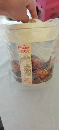 vintage 70s 80s ,new old stock Famous Grouse  ice bucket with lid,,,sold as is.