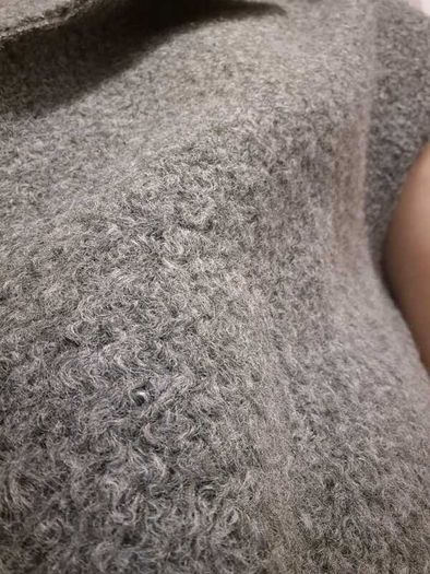 Gallery grey sleeveless wool-blend coat - size M
