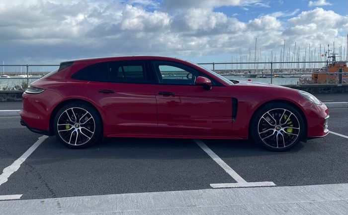 Porsche Panamera 4S E-Hybrid Sport Tourismo