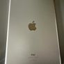 apple ipad Image 2