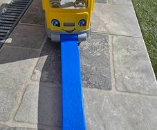 kids play bus