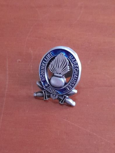 Dutch Military Police pin badge. Netherlands. Holland. Collectable. Metal Badge.