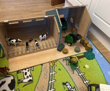 Farm Toys - Shed and Field