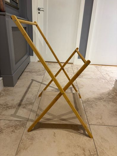 Clothes rack