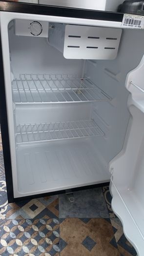 Russell Hobbs fridge