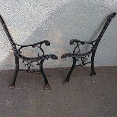 bench ends