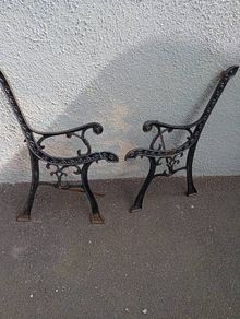 bench ends