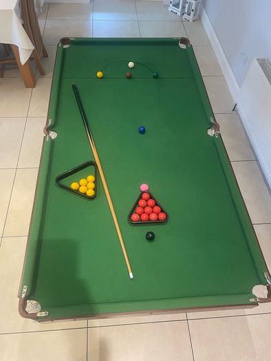 Kids Snooker table
