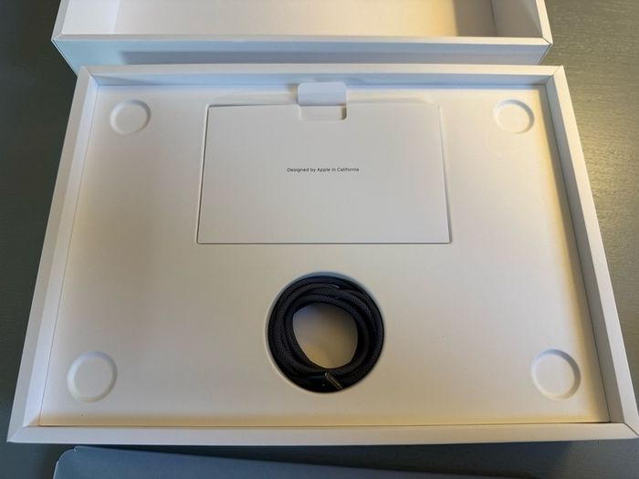 13.6 Inch M2 Macbook Air 1tb Ssd 24gb Ram