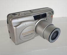 Olympus Superzoom 80G 35mm film camera