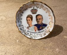 Vintage miniture plate of princess Grace & P Rainier
