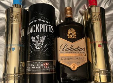 Decorative or collectible empty bottles vodka  whisky, gin, Irish whiskey Connemara whiskey Jameson powers ballantines Johnnie walkers TEELING disaronno Irishman Hennessy Drumshanbo Gunpowder Irish Gin vodka whiskey empty Bottle  Jack Daniels Bombay sapph