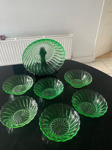 Vintage circa 1930s 7 piece fruit set