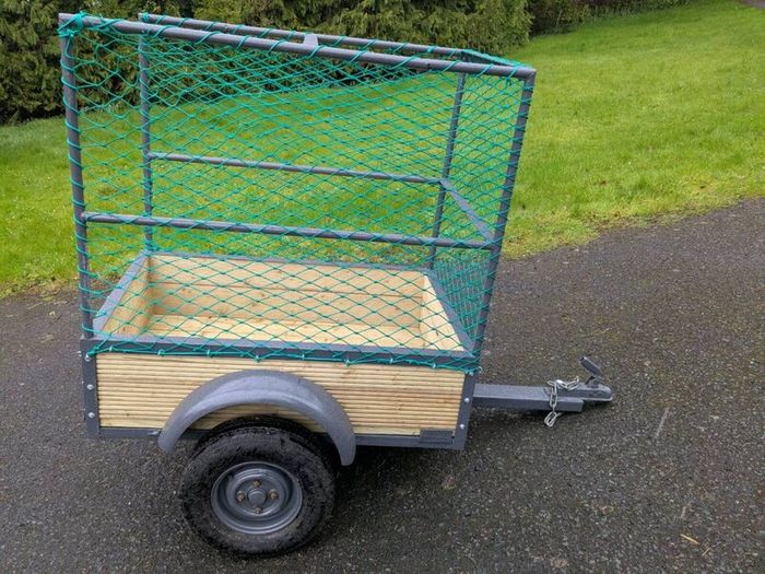Small trailer ideal for bales/turf/recycling