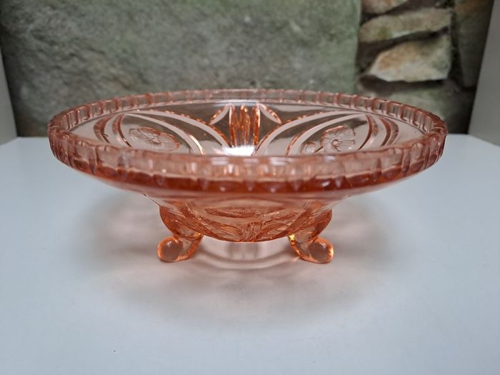 Vintage pink glass bowl