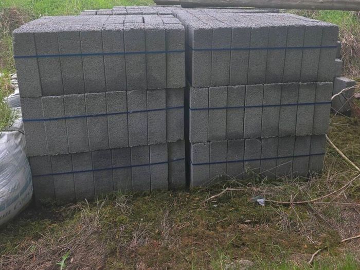 6 inch solid block's. 768 no.
