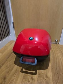 BMW 30L topbox