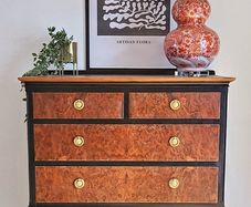 Beautiful tall chest of Drawers