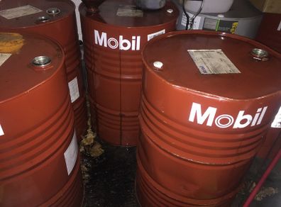 Empty oil Barrels 25 Barrels