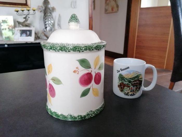 Jar with Lid