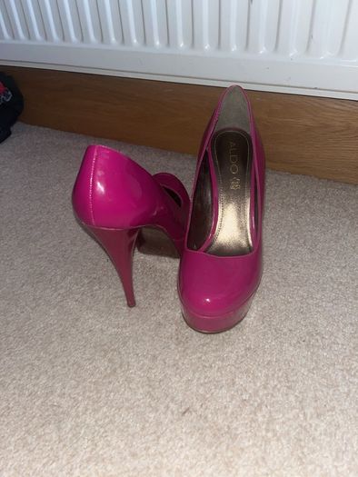 Aldo Stilettos pink size 5