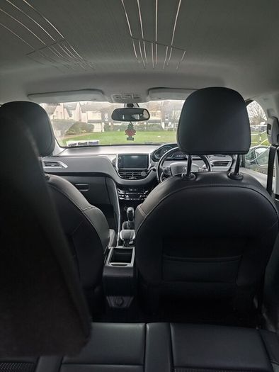 Price Drop// Peugeot 2008 2014