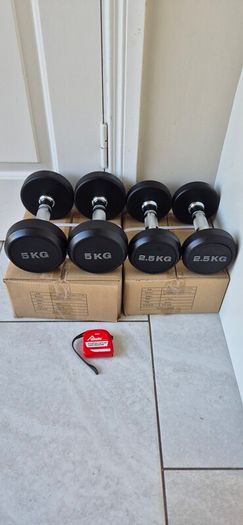 2xbrand new sets of dumbbells