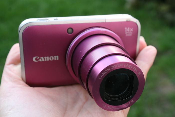 Canon Power Shot SX210 IS 14.1MP Digital Camera