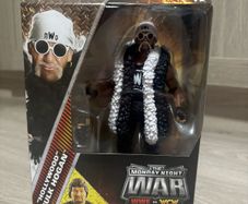 WWE Hollywood Hulk Hogan Monday Night War (Build a Figure)