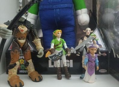 legend of Zelda ocarina of Time fogures