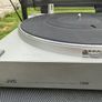 JVC L-E3 linear tracking turntable Image 2