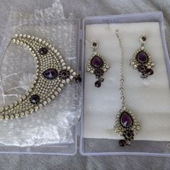 Necklace, earrings, tikka set