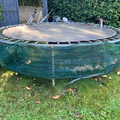 Trampoline