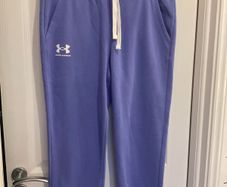 New purple Under Armour Tracksuit jogger bottoms medium