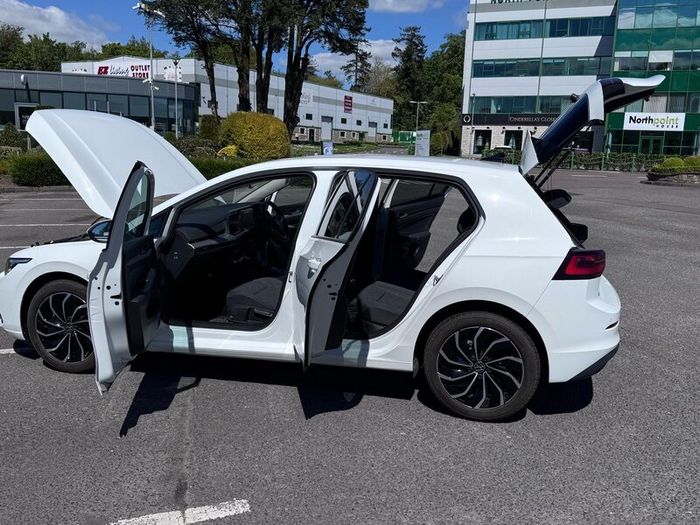 232 Golf like new only 3000kms