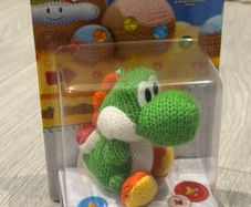 Green Yarn Yoshi Amiibo