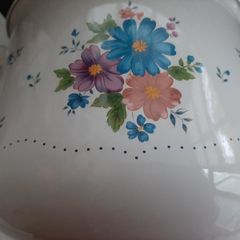 New Pot beautiful reto cookware 1989 unopened